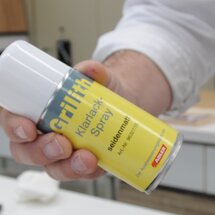 mit Grilith-Möbelspraylack versiegeln