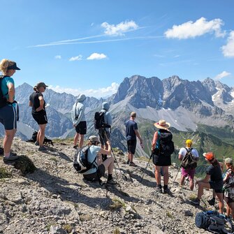 Il programma prevedeva anche escursioni collettive accompagnate da esperti… | © Hermann Sonntag