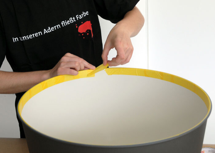Kleben Sie alles Nötige mit Klebeband ab