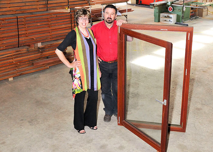 Edith und Tony Paarhammer. Fotos: Photo courtesy of Viridian. Photography by Peter Hyatt und Paarhammer Windows & Doors